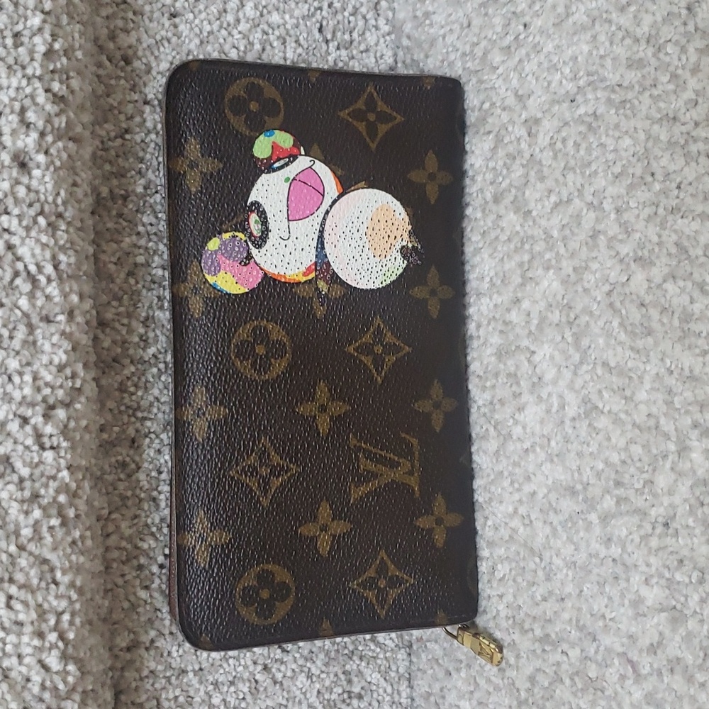 Louis Vuitton murakami panda limited zippy wallet Authentic